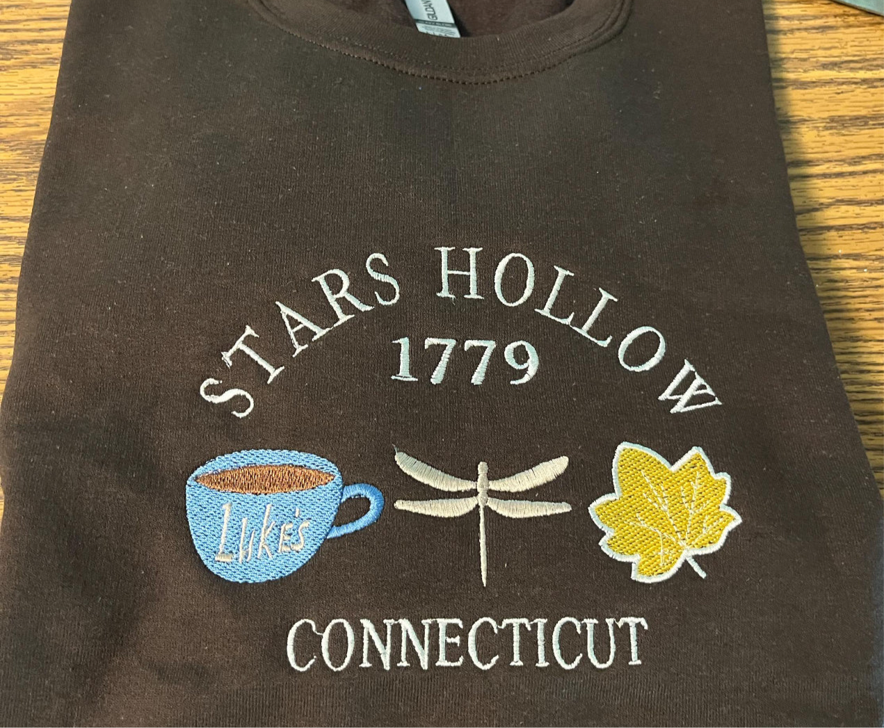 Star Hollow Embroidered Crewneck Sweatshirts