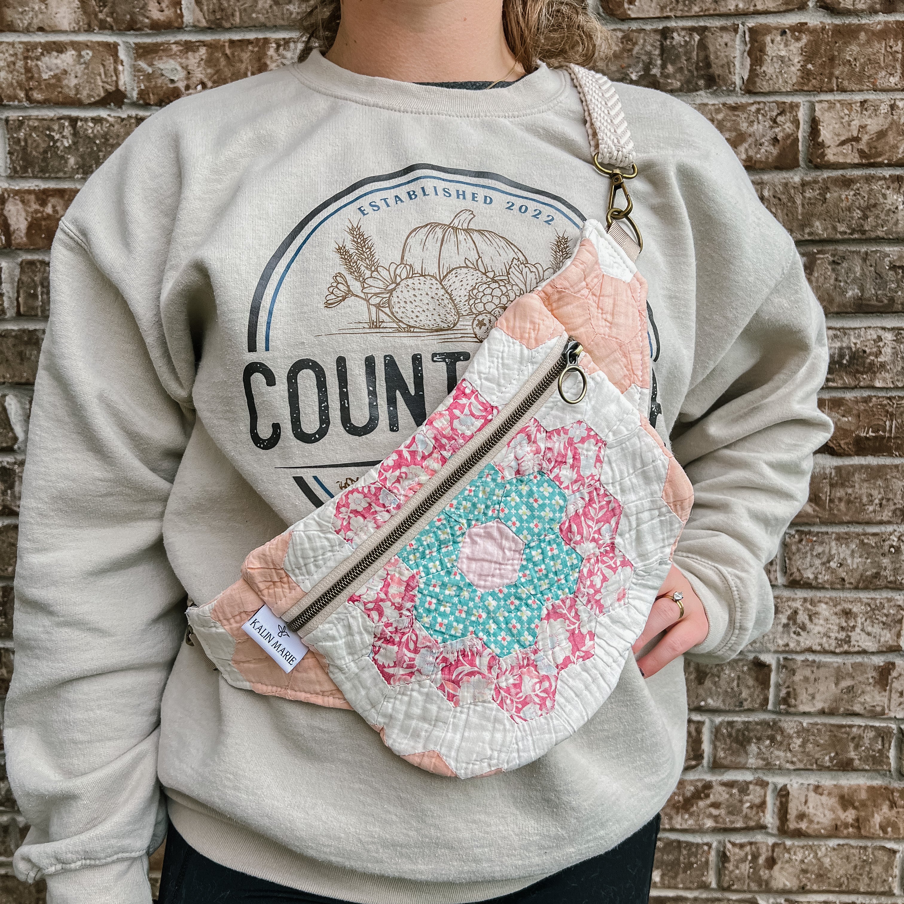 LE Vintage Quilt Fanny Pack/Sling