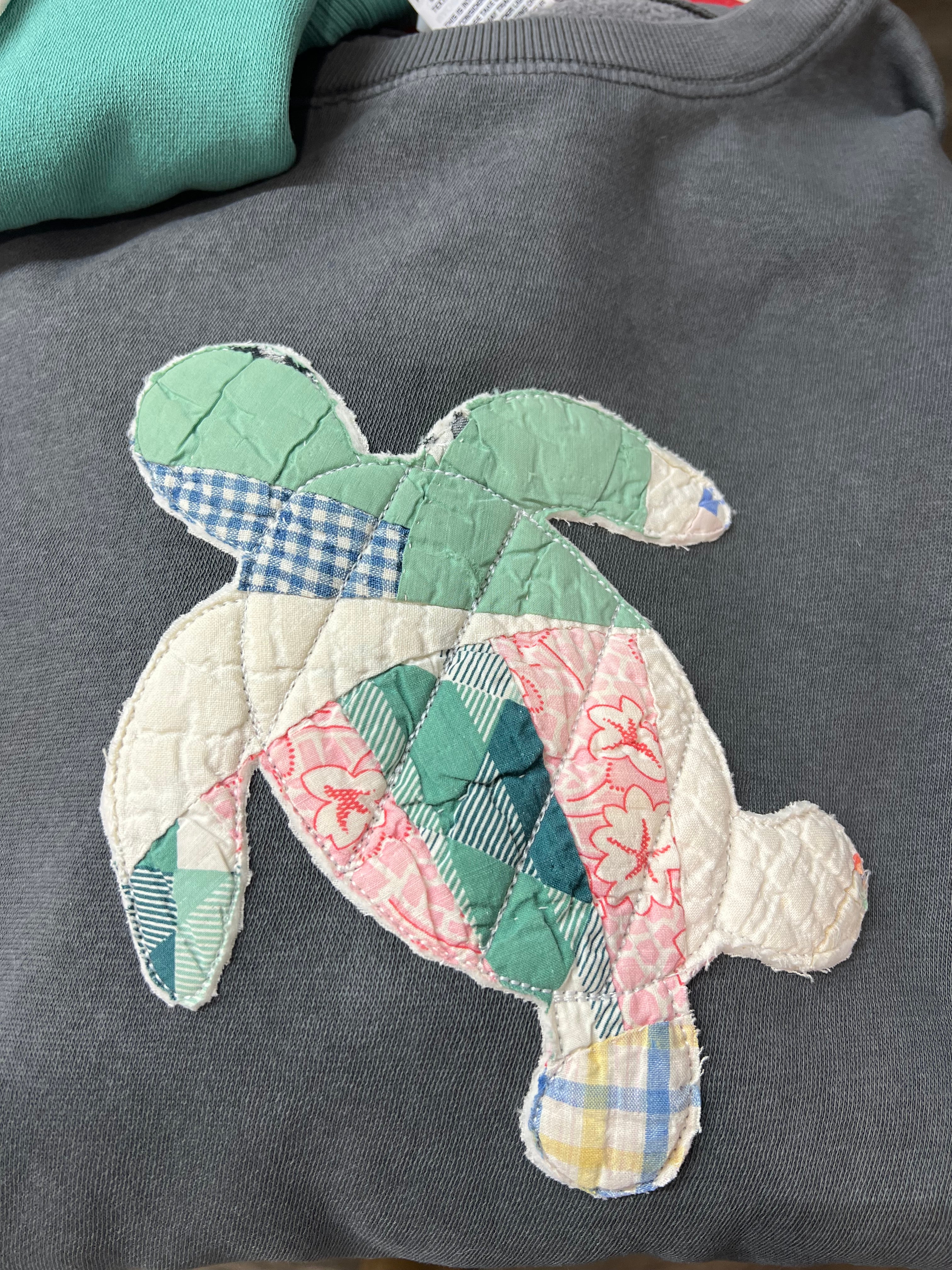 NEW! LE Scrappy Quilt Custom Sweatshirts!