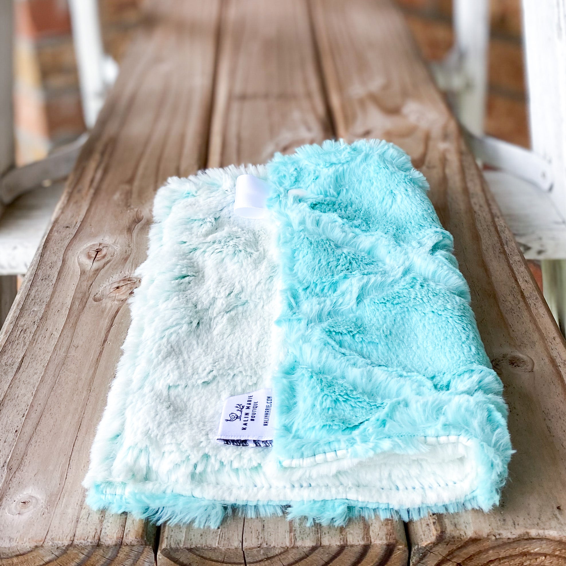 RTS Aruba Lattice Luxe Loveys