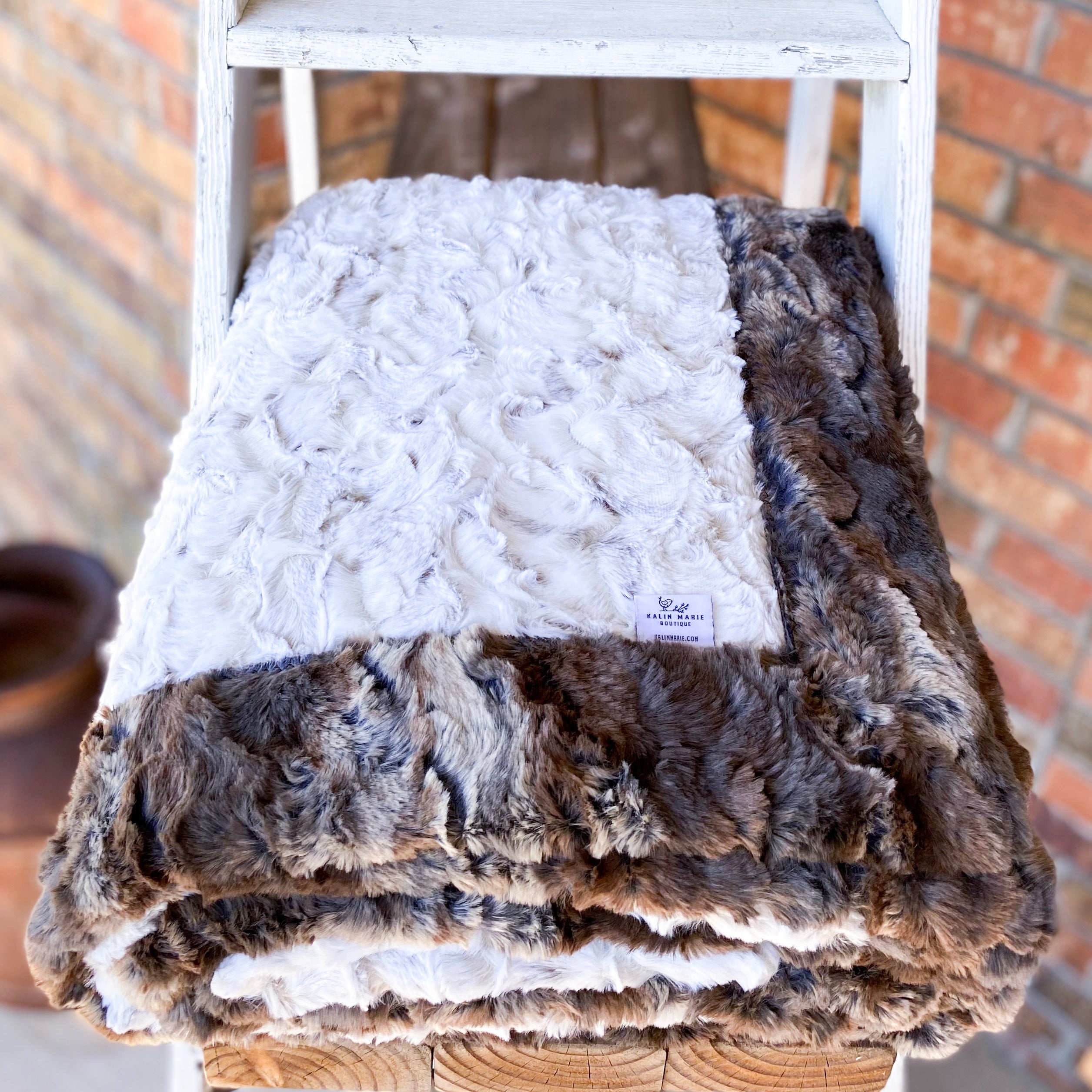 RTS Snowy Owl Natural & Wild Rabbit Driftwood Luxe Blanket