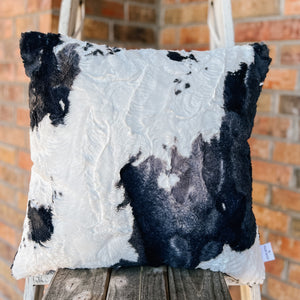 Finished 20x20 Pillow Cover with Invisible Zipper