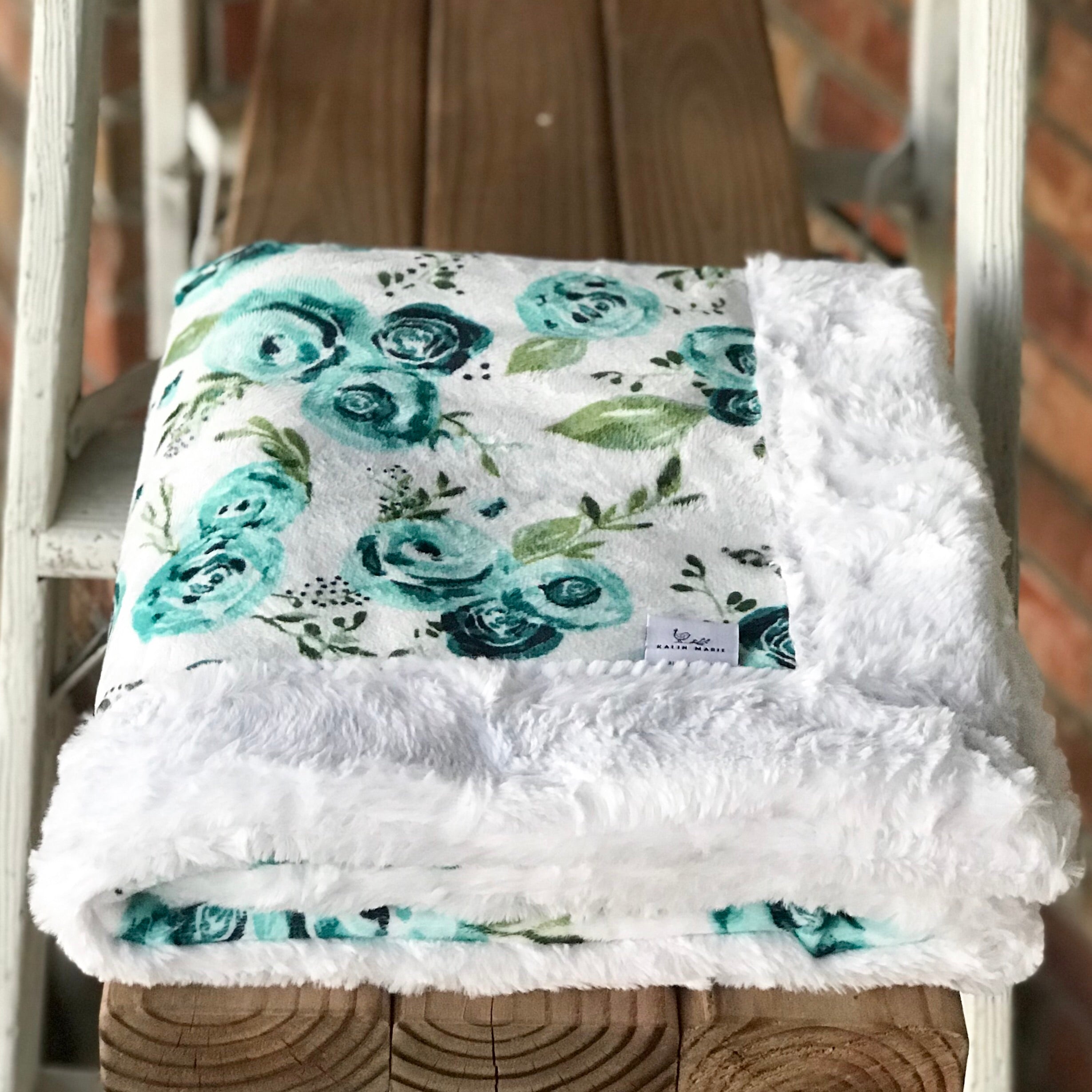 Easy Order Rosie Mallard Luxe Snuggle Blanket