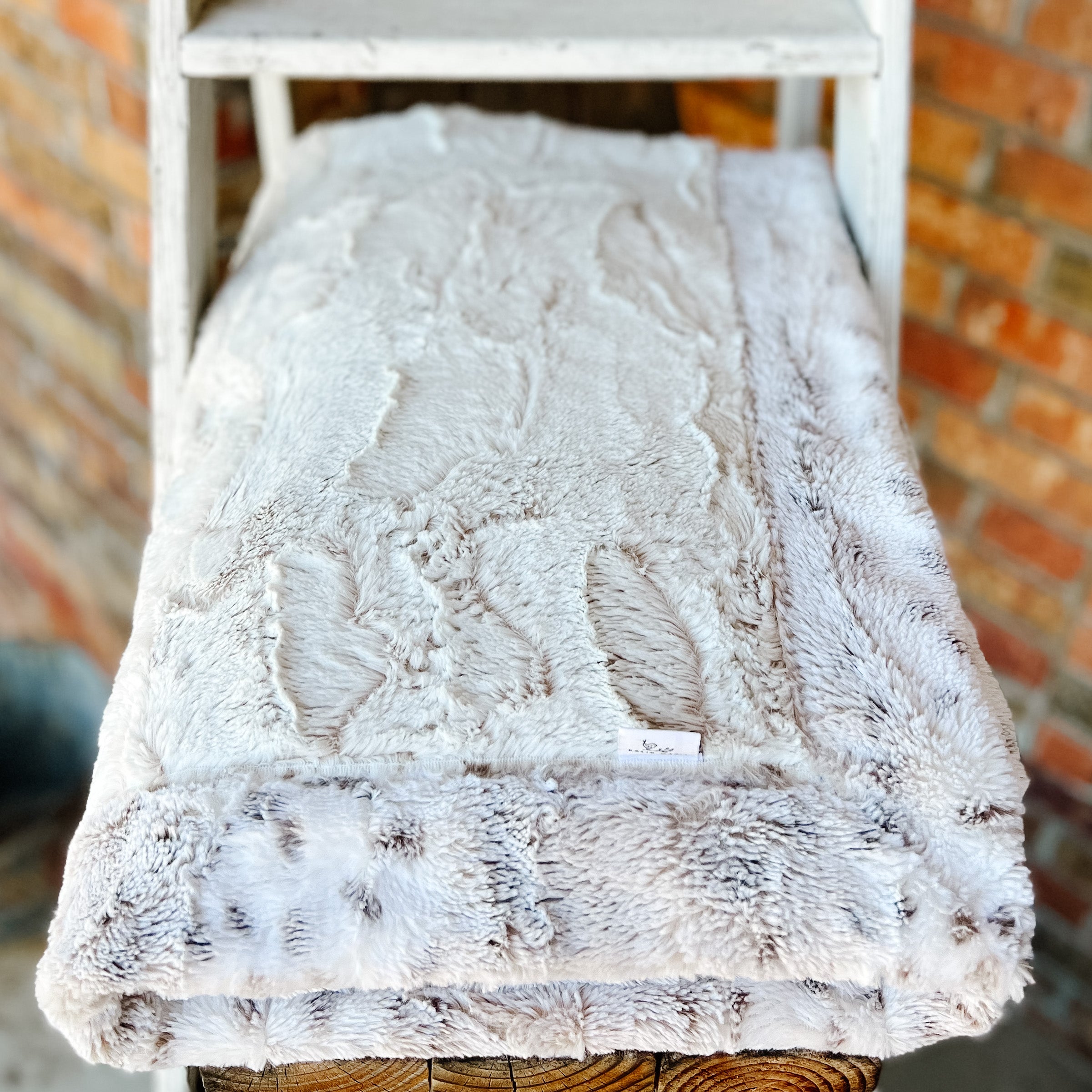 RTS Camel Frosted Hide & Frosted Arctic Lynx Luxe Blanket