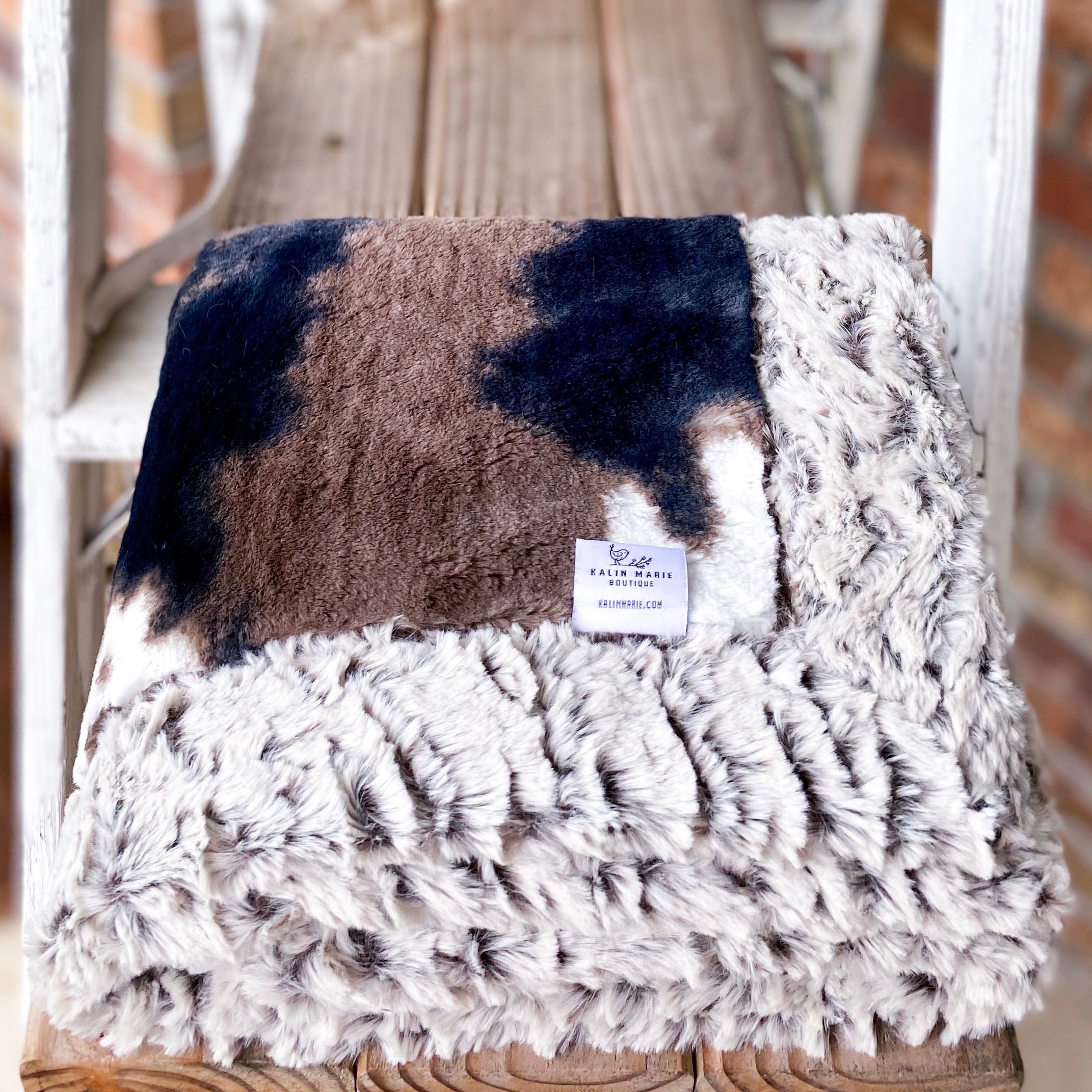 RTS Mud Pie Pony & Frosted Brown Zigzag Luxe Blanket