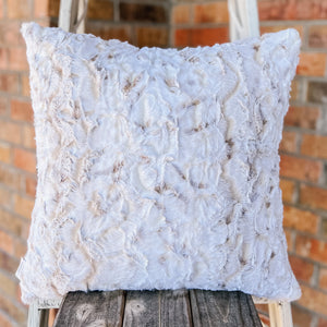 Finished 20x20 Pillow Cover with Invisible Zipper