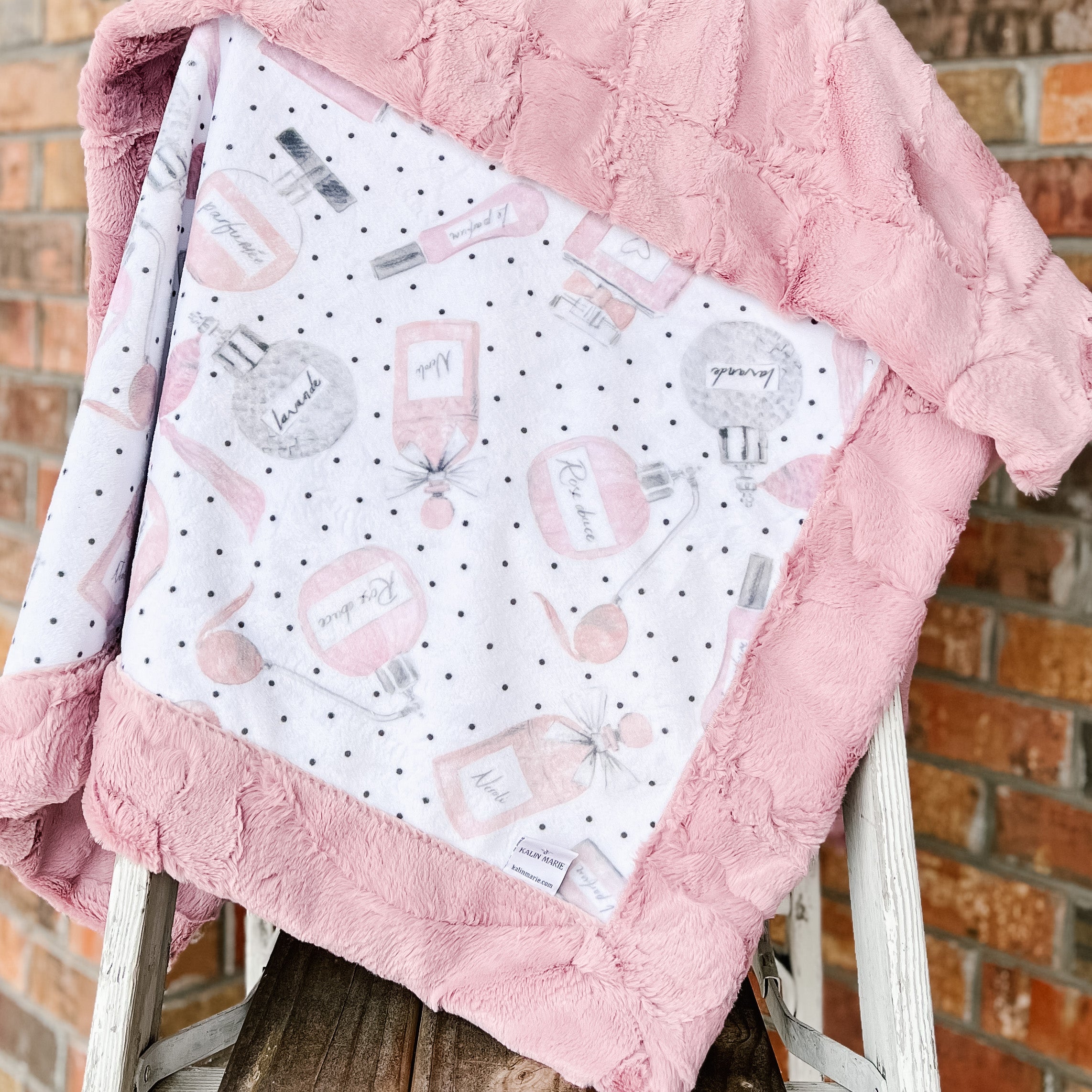 RTS Parfume Luxe Snuggle Blankets