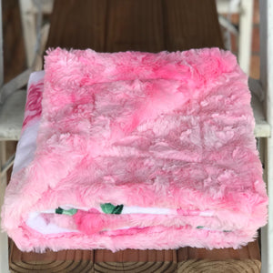 Easy Order La Vie En Rose Pink Luxe Snuggle Blanket