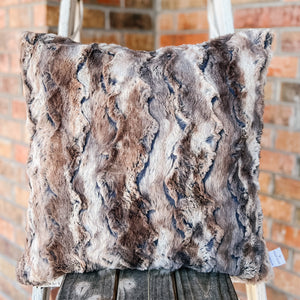 Finished 18x18 Pillow Cover with Invisible Zipper