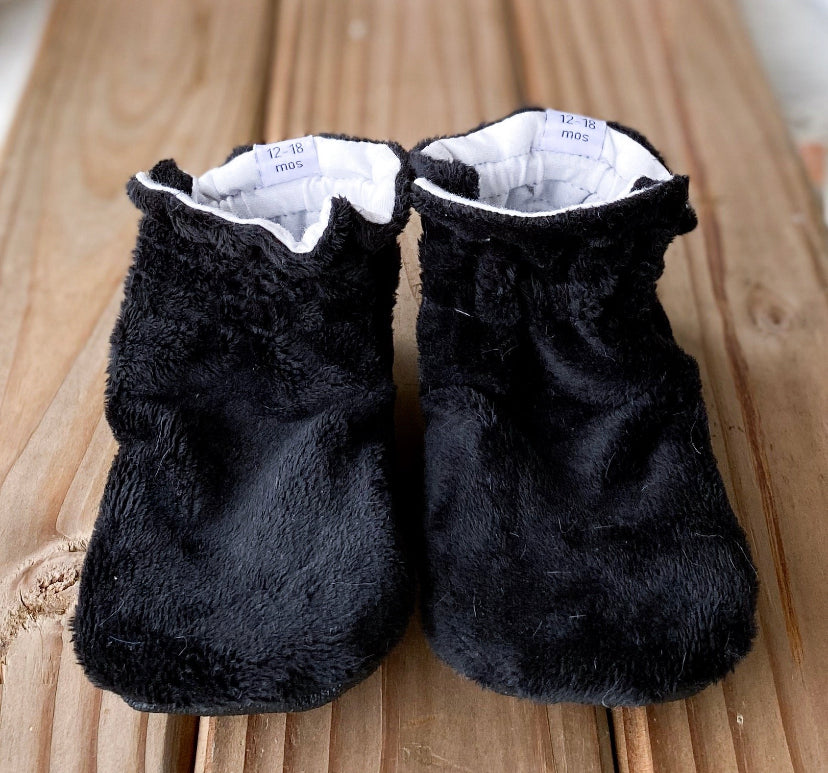 Classic Style Booties Preemie/Newborn - 3.5" Sole Ready To Ship