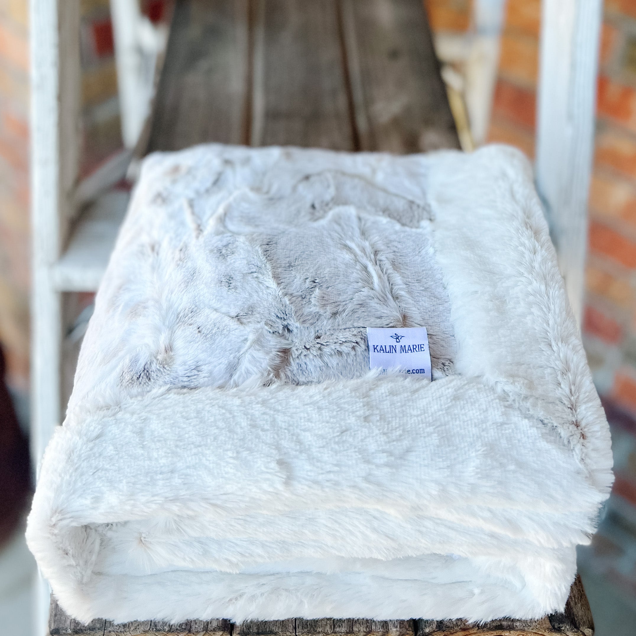 Frosted Arctic Lynx & Sand Frost Double Luxe Blanket