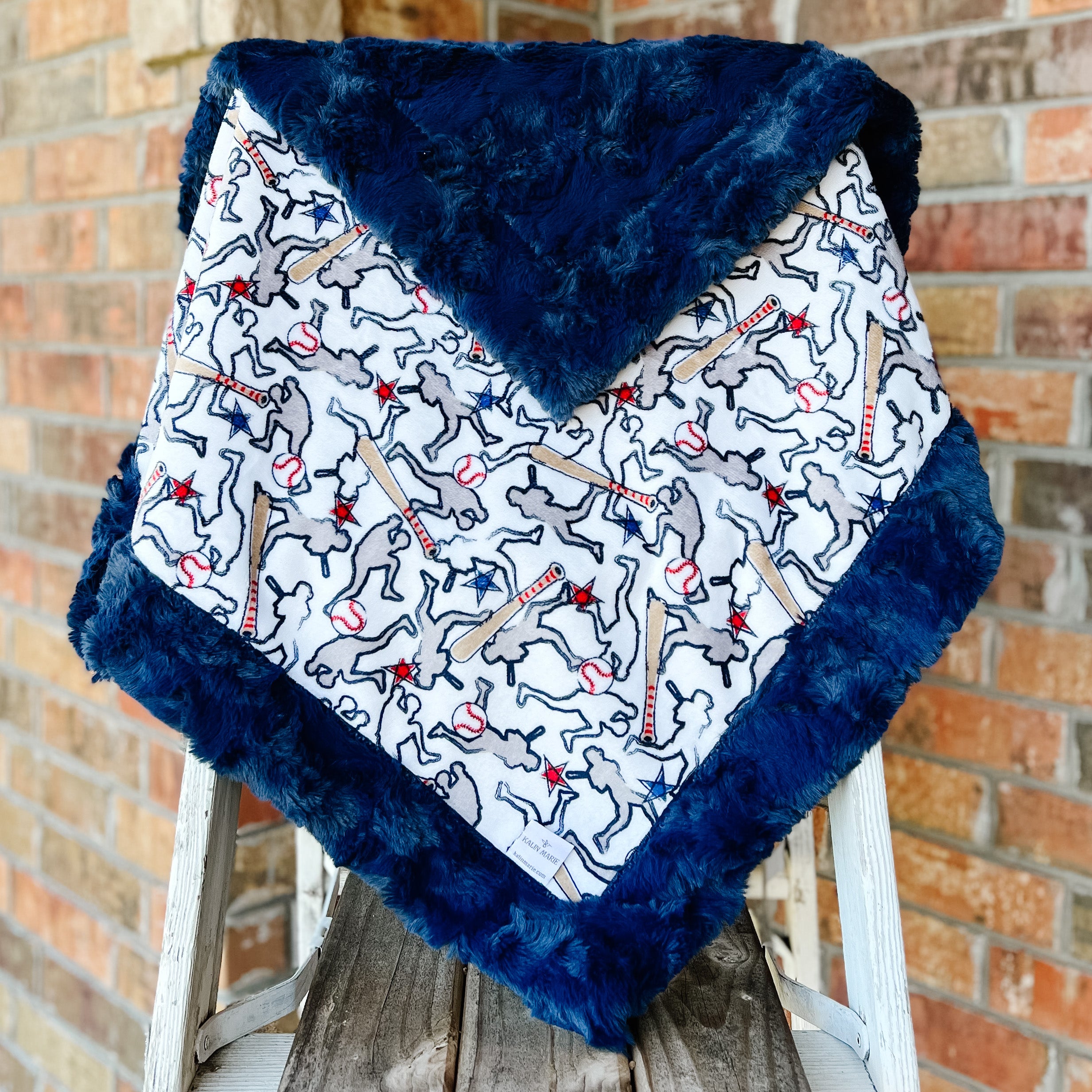 RTS Homerun Snuggle Blanket