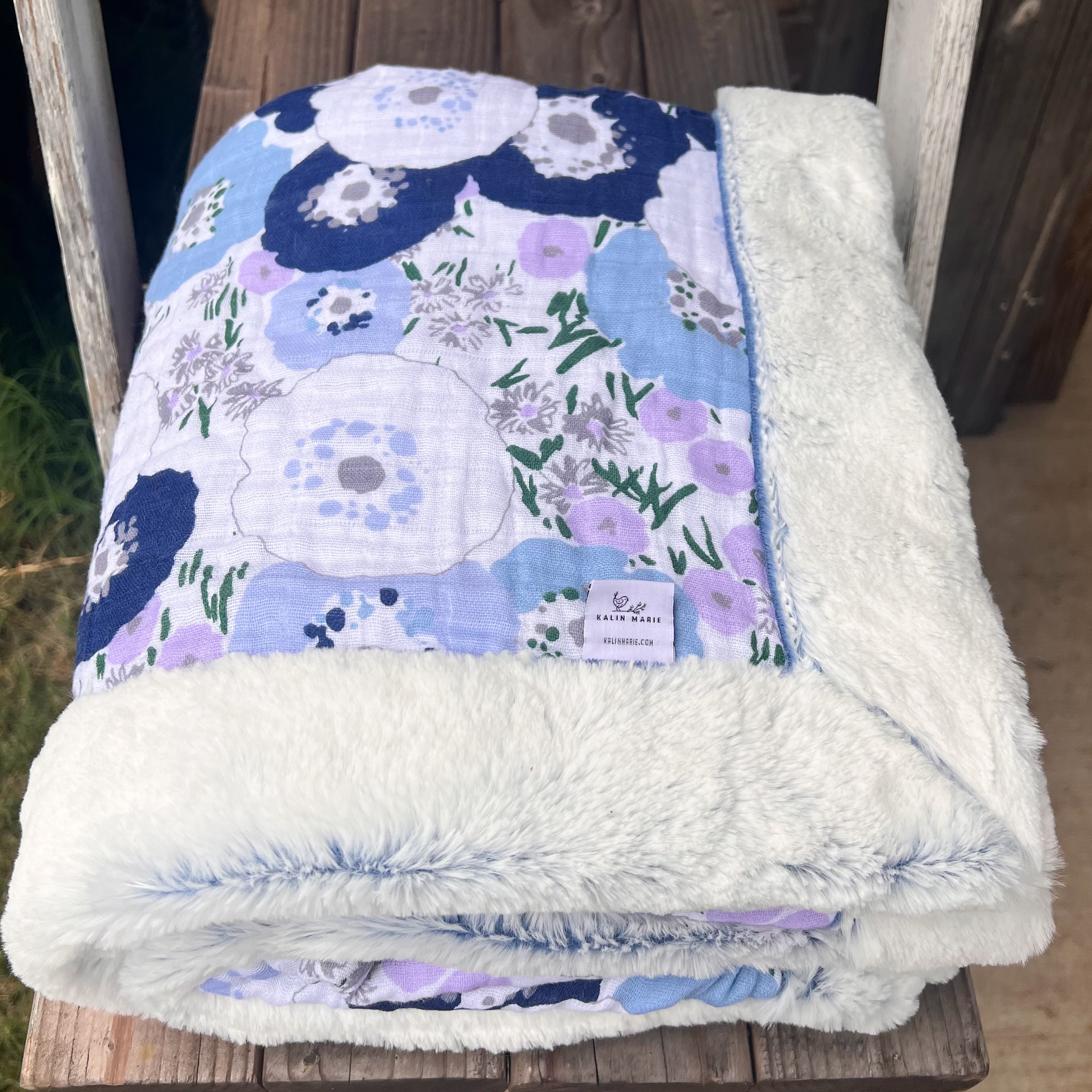 RTS Blossoms Bluebell Cotton Cuddle Blanket