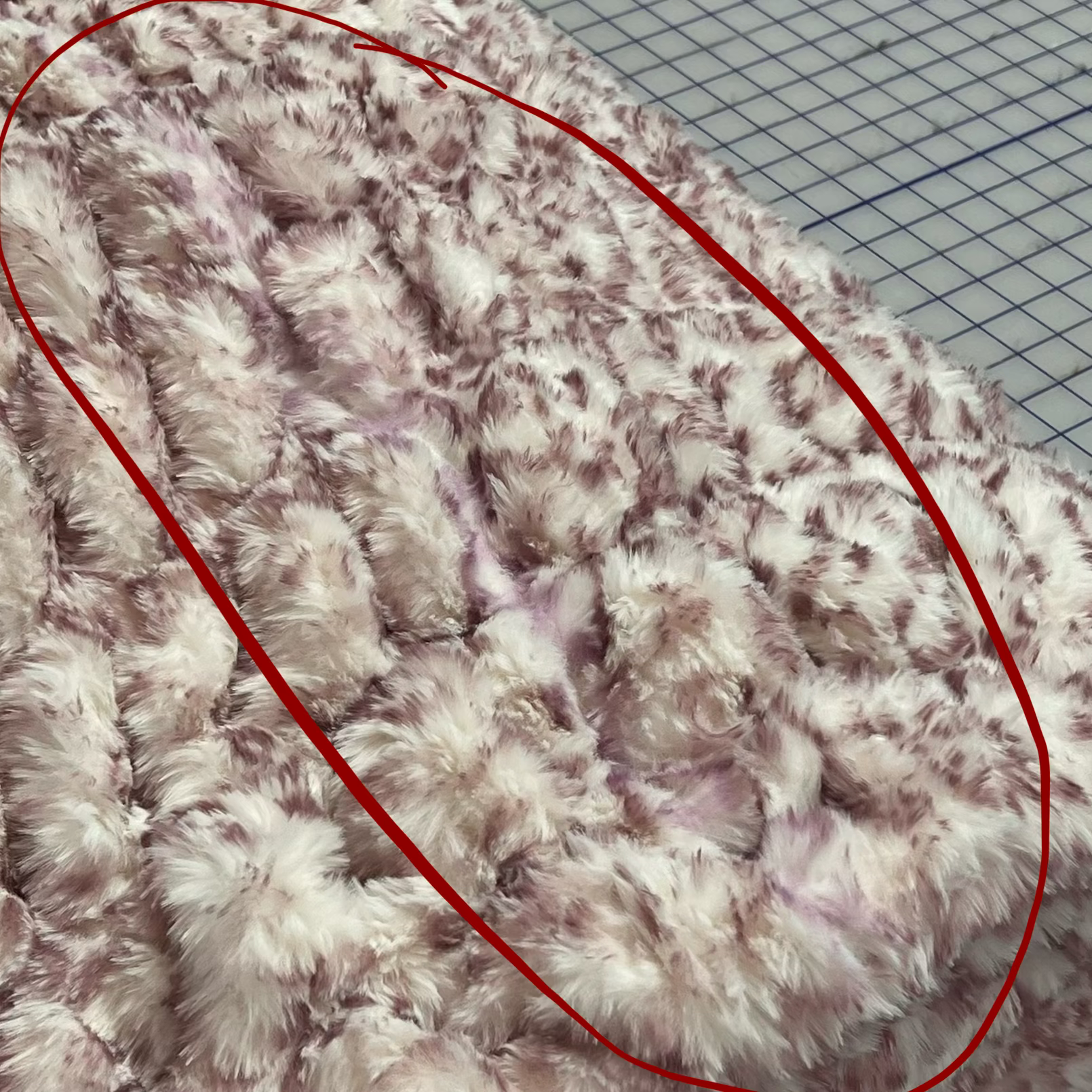 Slightly Imperfect Luxe Luca Sugar Plum Milan Blanket