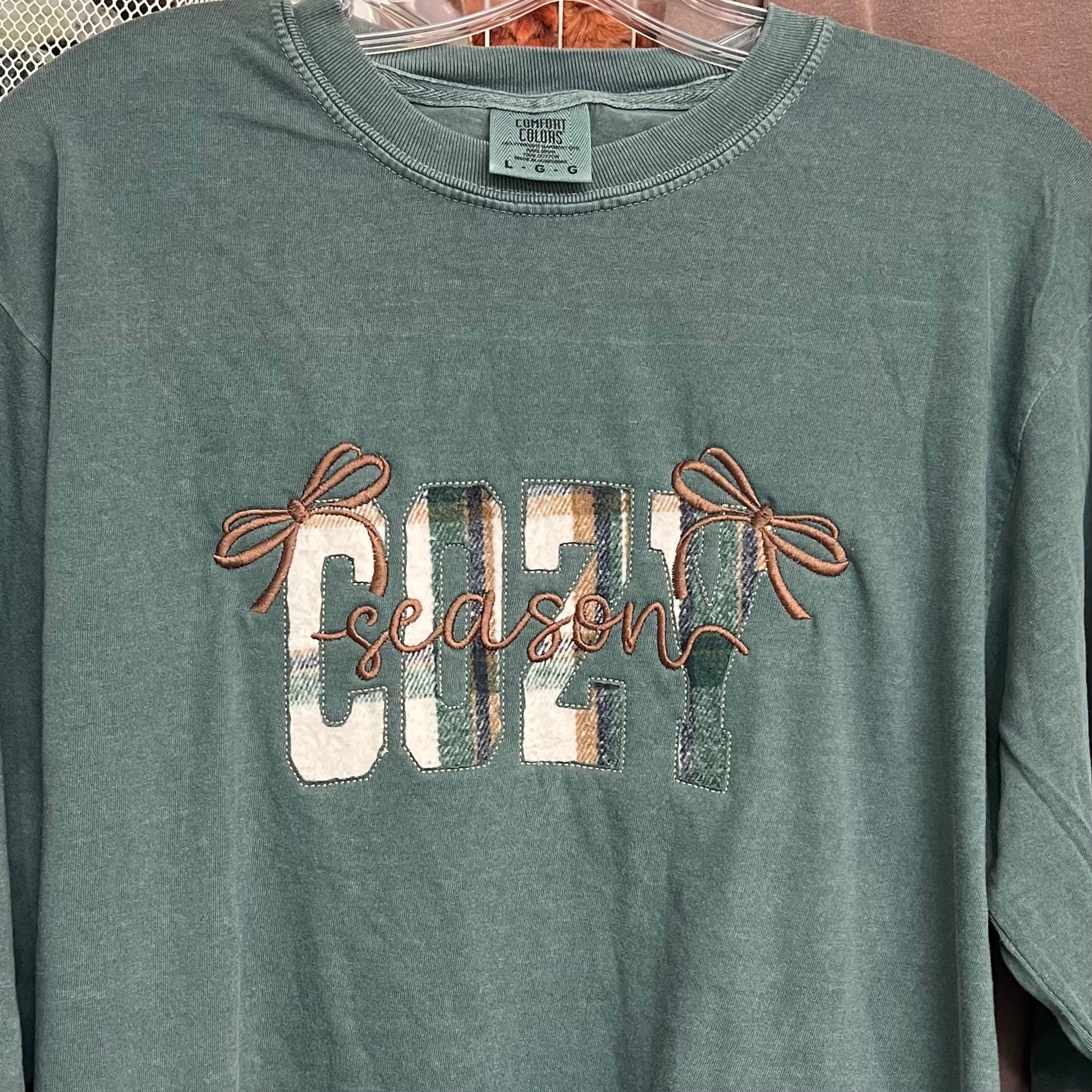 NEW! LE COZY Season Flannel Applique Tee/Sweatshirt