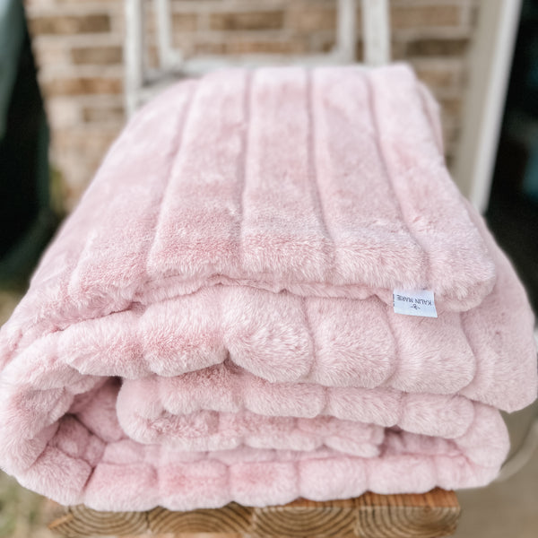 RTS Exclusive Double Rosewater Sydney Luxe Blanket