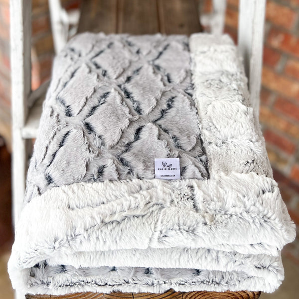 Easy Order Silver Black Frosted Lattice Double Luxe Blanket