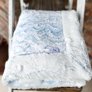 RTS Snowy Owl Sky & Bluebell Frost Luxe Blanket