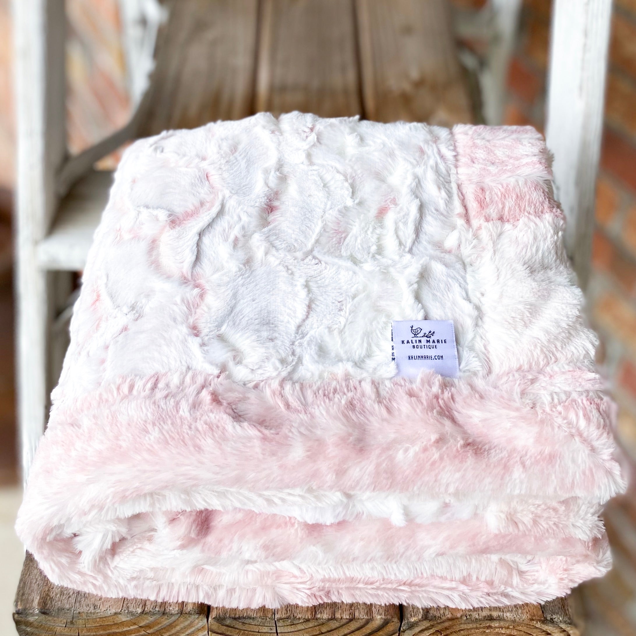 Snowy Owl Rosewater & Rosewater Fawn Double Luxe Blanket