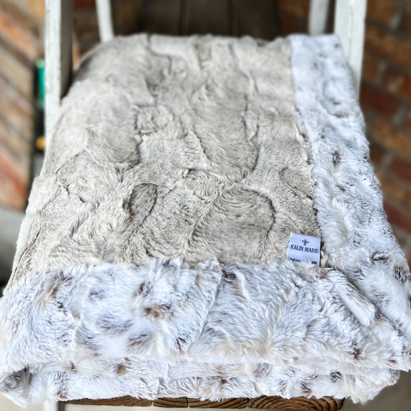 RTS Oatmeal Heathered & Frosted Arctic Lynx Luxe Blanket